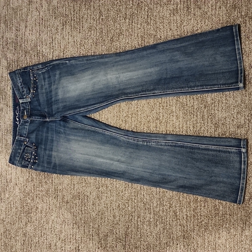 Inc denim regular fit boot legged jeans. Med. wash/silver stud details size 10P